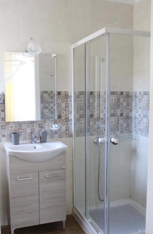 Rooms In Yard Corinth Ngoại thất bức ảnh
